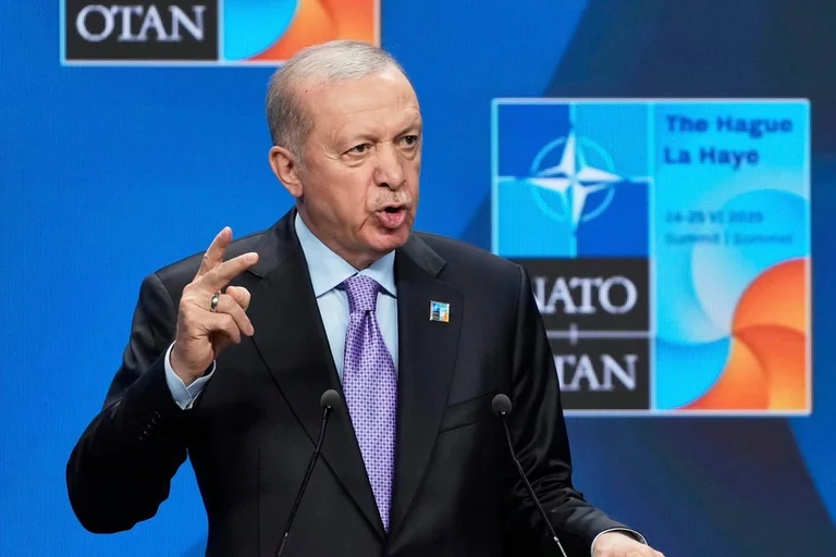 Erdogan: Mientras la KFOR turca está en el norte, no habrá problema