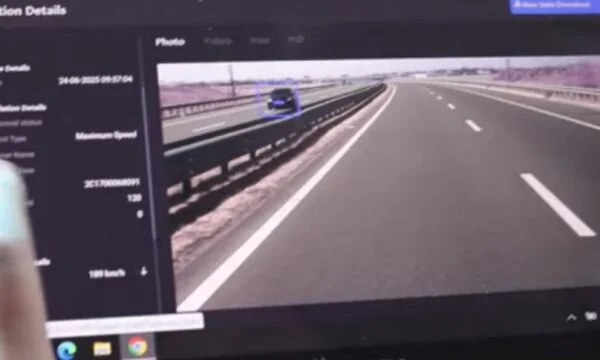 Polizei haben Angst und intelligente Autos gute Bürger, senden ihre Sätze per Post