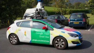 Google reports that you can now see what your route looked like earlier