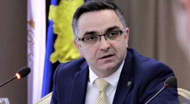 Tahiri: Asociacioni nuk mund të jetë strukturë mbi komunale, as një etnike