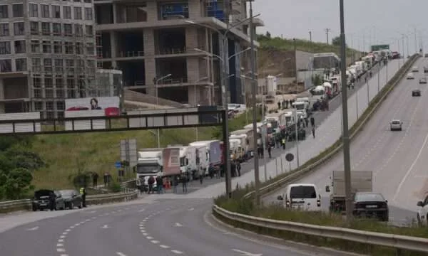 La Camera di Commercio accoglie con favore la decisione commerciale sull'interruttore di mercato libero per le imprese