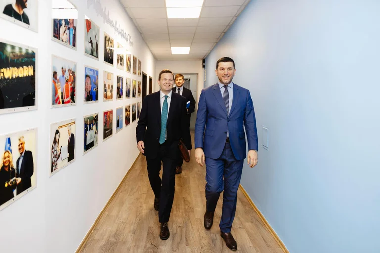 Krasniqi wartet auf Matissen-Treffen: PDK bleibt verlässlicher Partner auf dem Kosovo Euro-Atlantic-Straße
