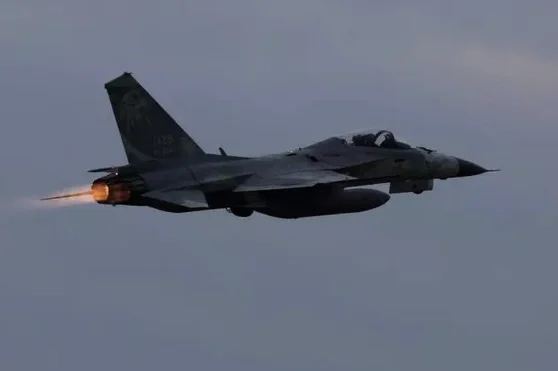 Israel claims to have attacked 6 airports in Iran and destroyed 15 planes