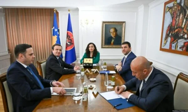 Kryeziu: El presidente tiene el deber constitucional de crear la institución básica de nuestro país