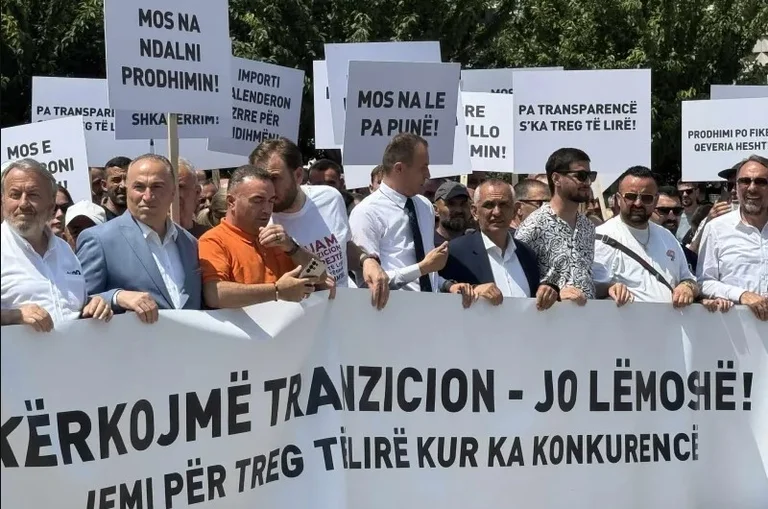 Unternehmen drohen Straßenblockades, wenn ZRE die Entscheidung nicht aussetzt