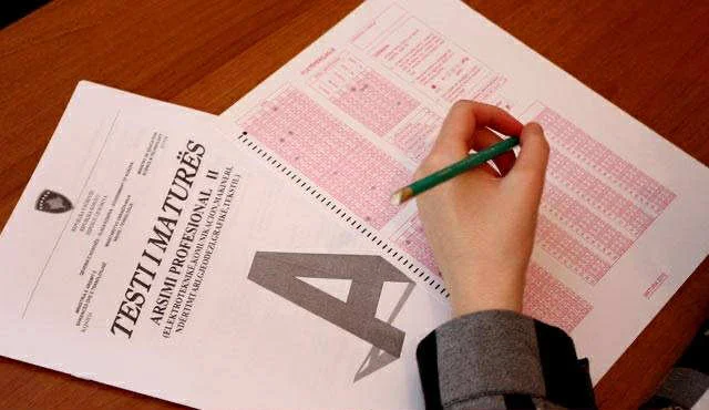 Hoy se realiza el examen de nivel superior del estado, estas son las reglas que los estudiantes tienen que cumplir.