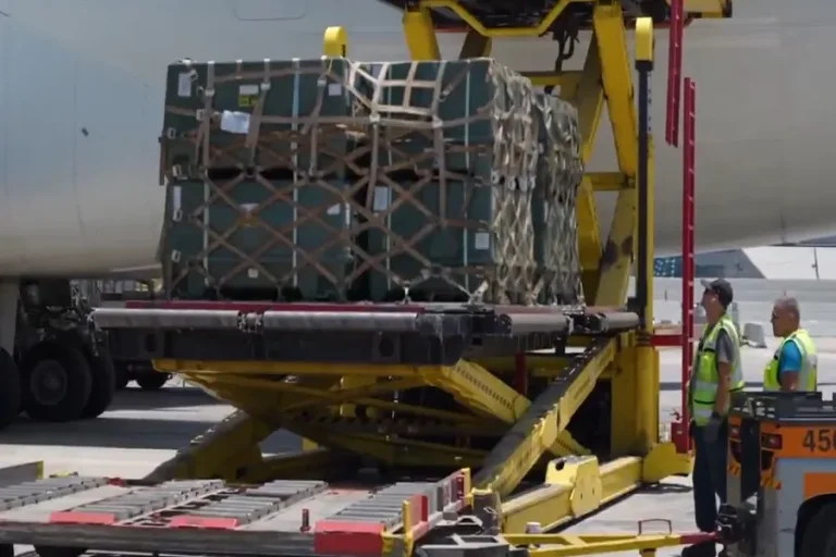 14 planes from US, Germany arrive in Israel with military equipment