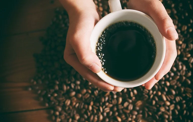 Studie: Trinken Sie zuckerlos und fett Kaffee, leben Sie länger