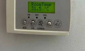 High temperatures at the Palace of Justice, workers complain: Does anyone have to be hurt to have MPB reactions?