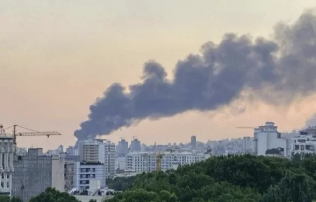 Israel Attacks Targets East of Tehran