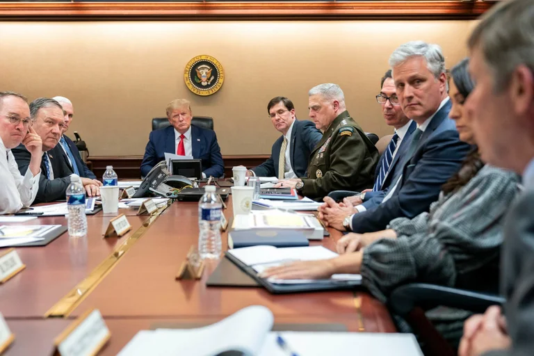 What is known about Trump's extraordinary meeting at the White House?