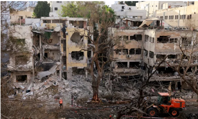 Albania y Serbia han comenzado a evacuar a sus ciudadanos de Israel, Kosovo es desconocido si alguno de sus ciudadanos ha dejado