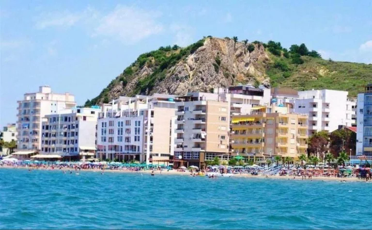 Ein Touristen, der in Durres getötet wurde, vermutet, dass er Herzinfarkt hatte, wenn er ins Meer kam