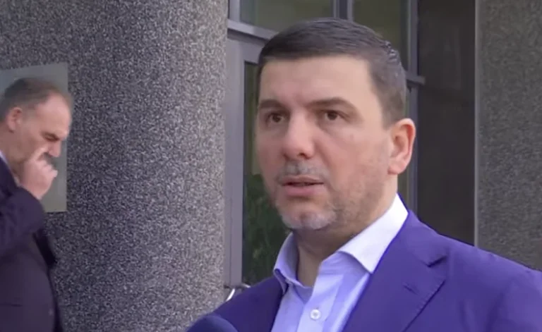 Krasniqi: El positivo Trump mencionó Kosovo es nuestro deber pensar en dónde está nuestro país