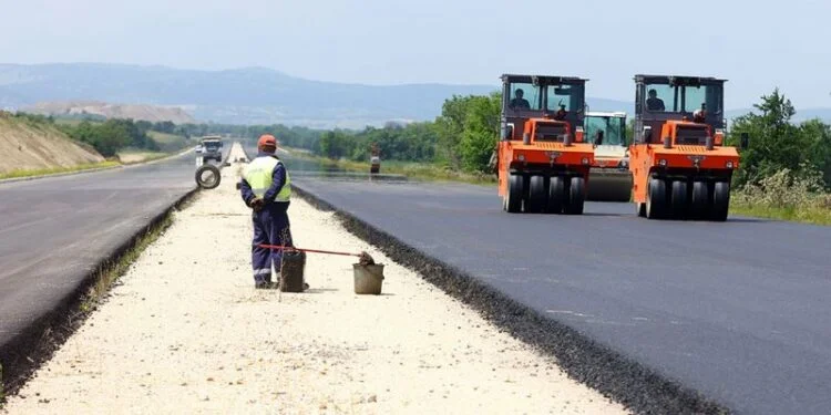 O ECD: Albania gets most expensive, worst roads in region