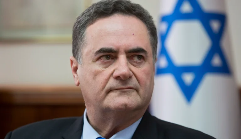 Israeli Defence Minister: We will remove the skin of Iranian snake in Tehran
