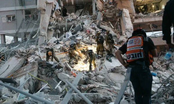 MPJ israeliano: L'Iran ha beccato i civili israeliani di notte durante il sonno-8 morti, 4 di loro bambini