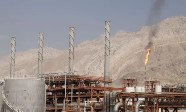 The Iran gas field fire explodes, it's the largest in the world