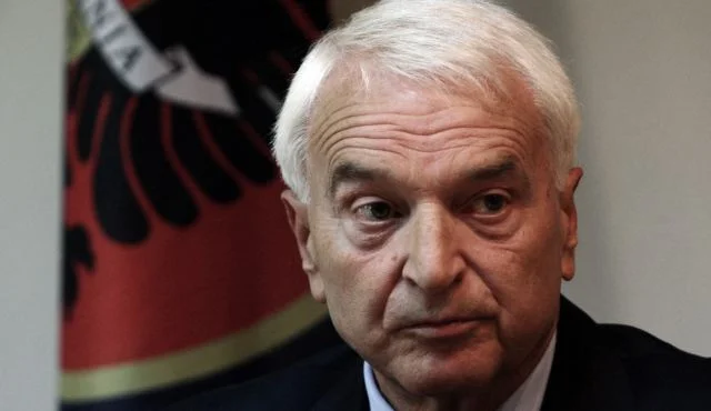L'ex Bujar Bukoshi associa condoglianze espressive per la sua morte