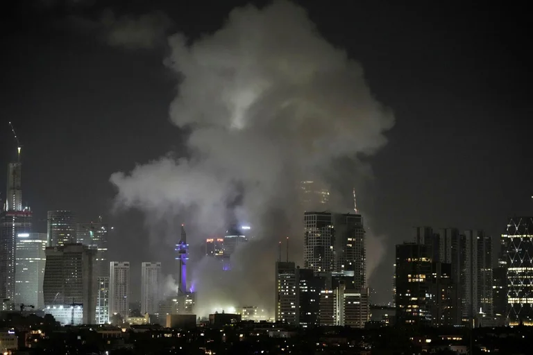 Seven people have been hurt easily after Iranian attack on Tel Aviv border