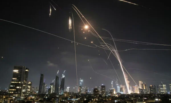 Israel en alerta: Irán lanza misiles hacia territorio israelí