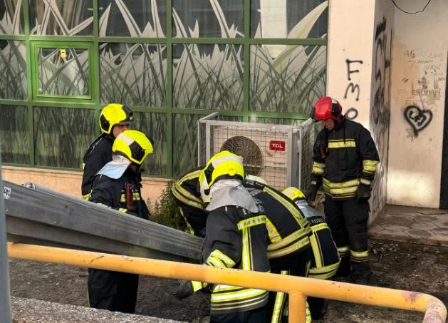 Pristina municipality: Fire at the mall was located for a few minutes.