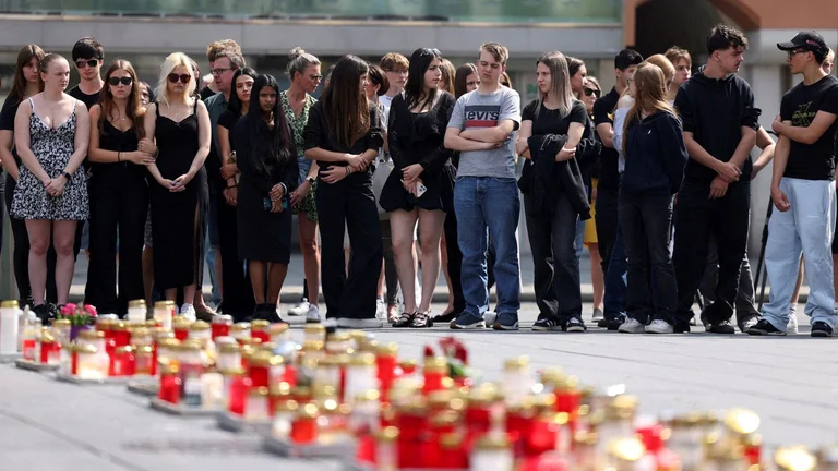Geschichte von Schusswaffen in Schulen