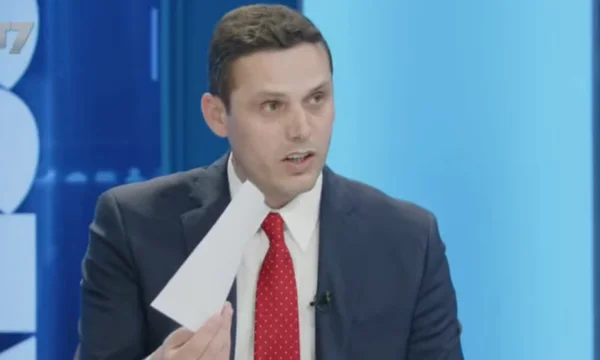 Gruda pour spéciale: Garder l'homme pendant plus de quatre ans est une prison Pourquoi les relâchent-ils maintenant ?
