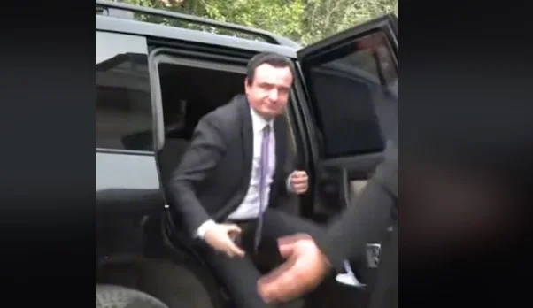 Confirmed: Albin Kurti's escort was hit with eggs in Skenderaj (Photo)