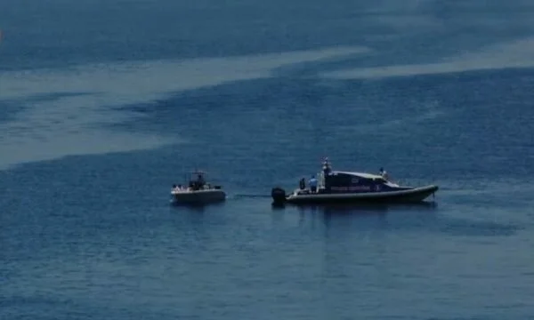 Reich “Es gibt 41 Schiffe in Ksamil blockiert