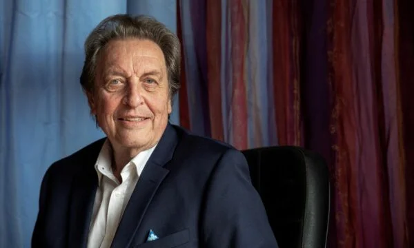 Le père de Musk parle de Moscou : le conflit Trump est temporaire. Il félicite Poutine, accuse les médias occidentaux.