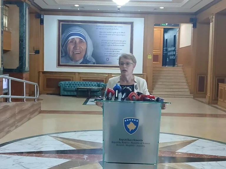 Placard for the arrest of former Special Unit police: We have informed diplomatic missions in Kosovo, Belgrade