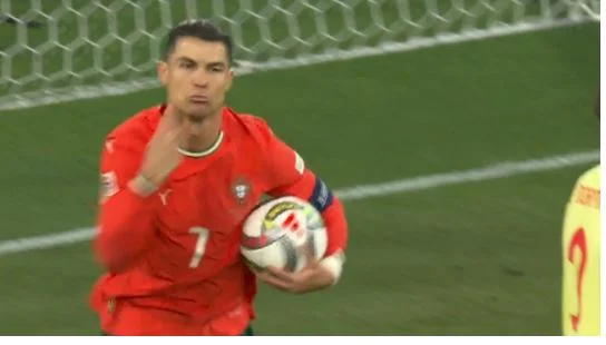 Cristiano Ronaldo equates con la Spagna