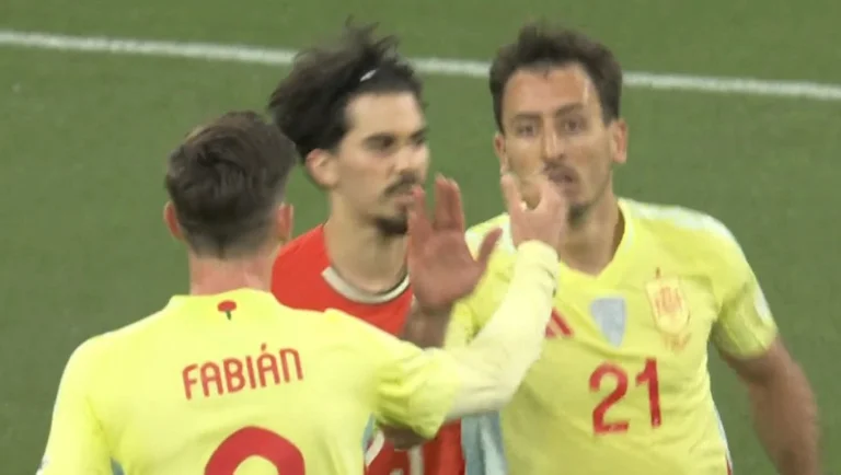 Finalman Oyarzabal Marken für Spanien