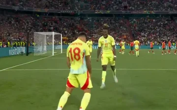 Spanien Marks Portugal in Final