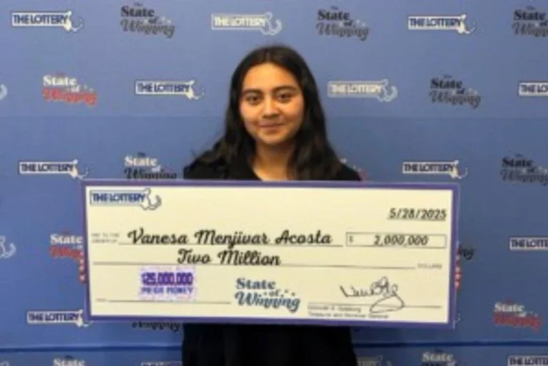 A U.S. girl wins $2 million in lottery, dad gave her the ticket