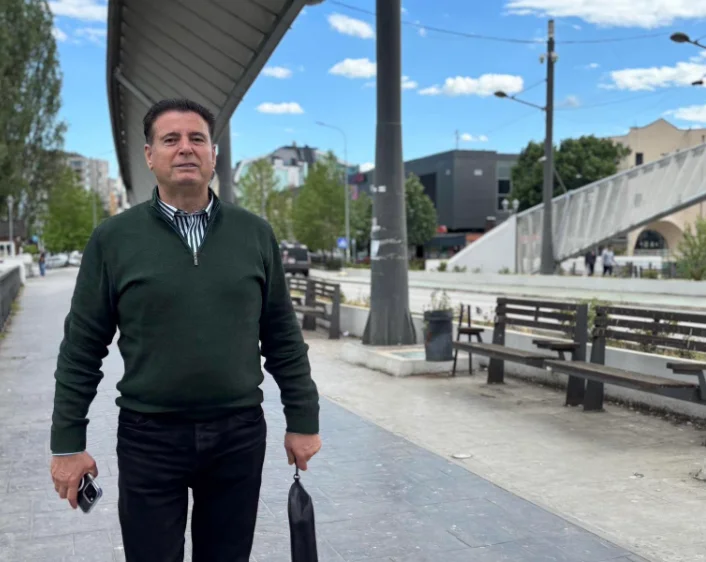 Agim Bahtiri pone en el puente Ibër: ¡Basta ya!