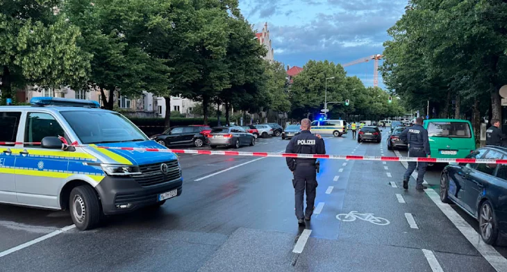 Große Ereignisse in Deutschland, eine Frau, die von der Polizei getötet wurde
