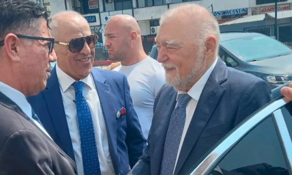 Stipe Christi è dichiarato cittadino onorario di Gjilan, Haziri: Ci aveva consigliato di negoziare lo status finale del Kosovo