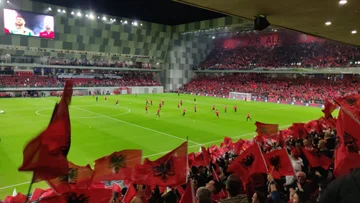 U n EFA gibt den Namen des Richters offen, um Gerechtigkeit bei Albanien Spiel Serbien