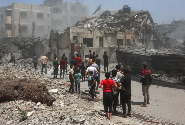 At least ten killed by Israeli attacks on Gaza