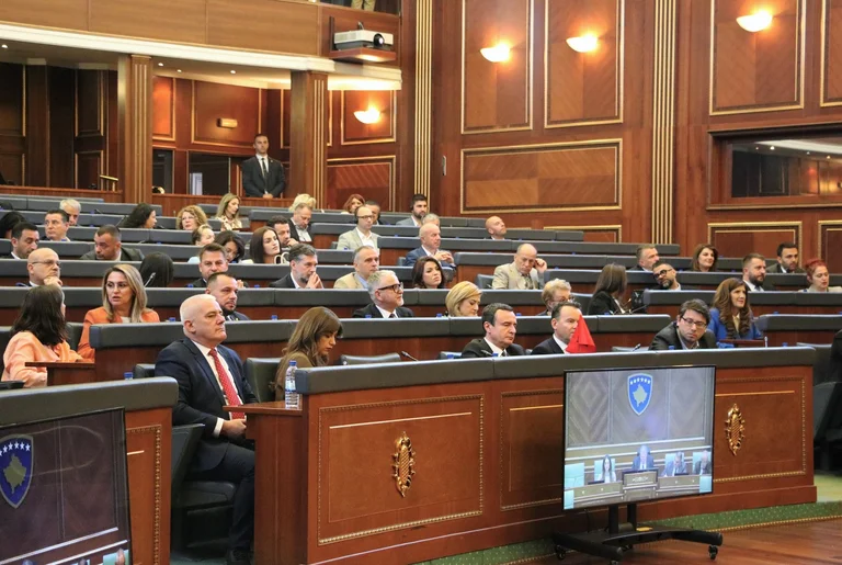 VV s'e gâter confort pour Bajram, les députés se rassemblent contre l'opposition demain