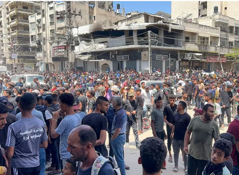 US-backed humanitarian group in Gaza bans relief distribution today, UN votes for ceasefire
