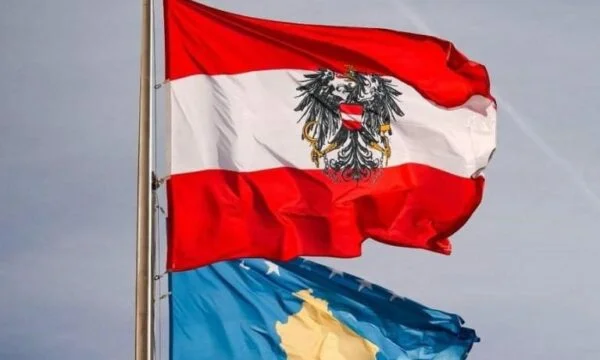 L'ambassade du Kosovo en Autriche reçoit l'annotation de ses compatriotes
