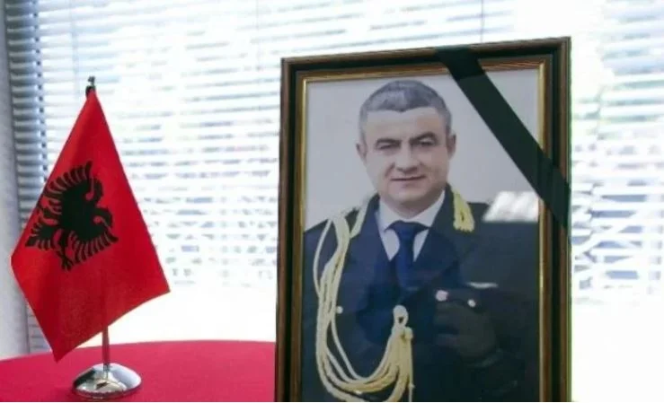 Chief Commissioner Artan Cuk's Mord, Verfolgung sucht Lebensstrafe gegen zwei Angeklagte