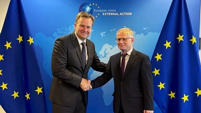Préparatifs pour relancer le dialogue et l'échec de la réunion trilatérale, ce qui a été dit hier après la réunion de Bislem avec Sorensen à Bruxelles