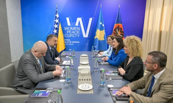 Osmani meets with Bosnian Foreign Minister: His visit testifies to importance for stability in region