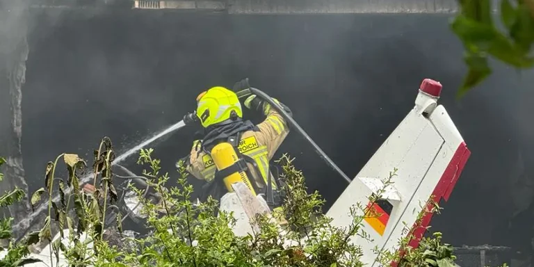 Tragedia in Germania: l'aereo si schianta in un edificio