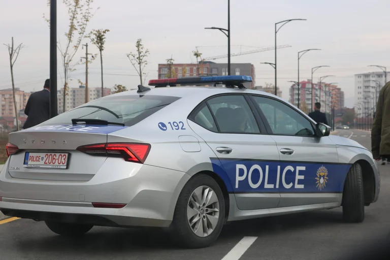Gewalt eine Frau in Lipjan, Polizei-Intervent und Arrest Suspect