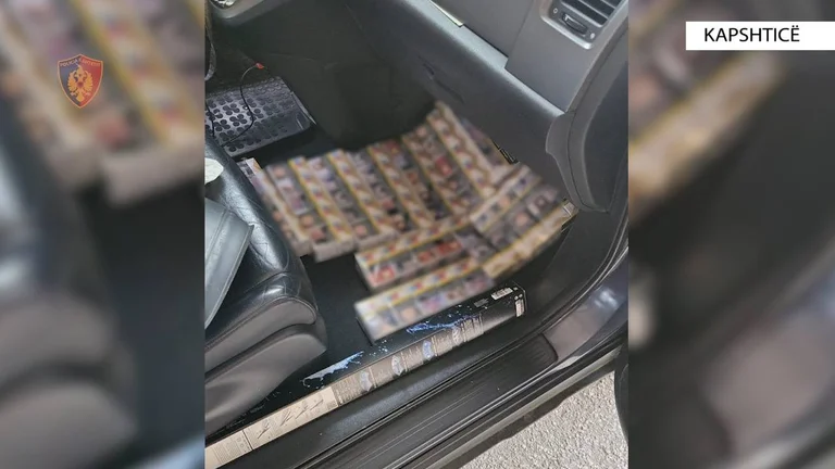 Albanie: Il a attrapé un flaggart de 48 ans, a essayé de faire passer des dizaines de billets de cigarettes